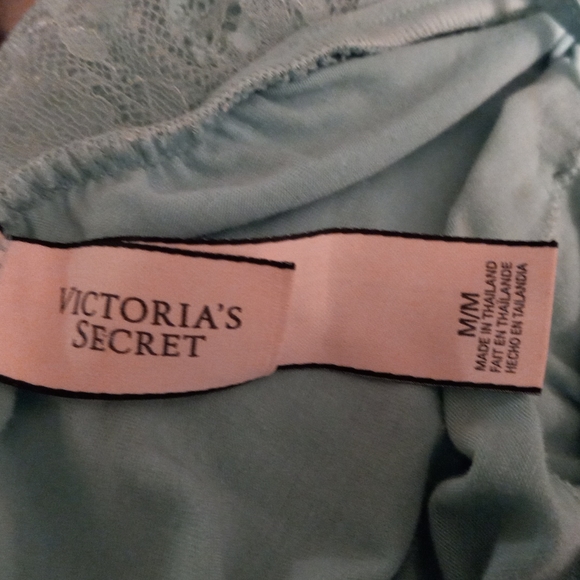 Victoria Secret Chemise gown. Sz Med ,T backed - Picture 7 of 8